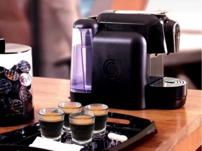 Cafeteira Elétrica Delta Q Qool Espresso Usada Preto